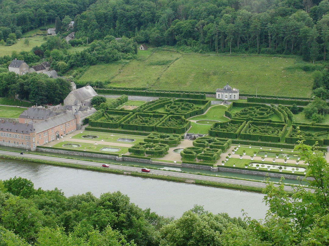 Point De Vue Sur Le Château De Freyr-迪南必去景点