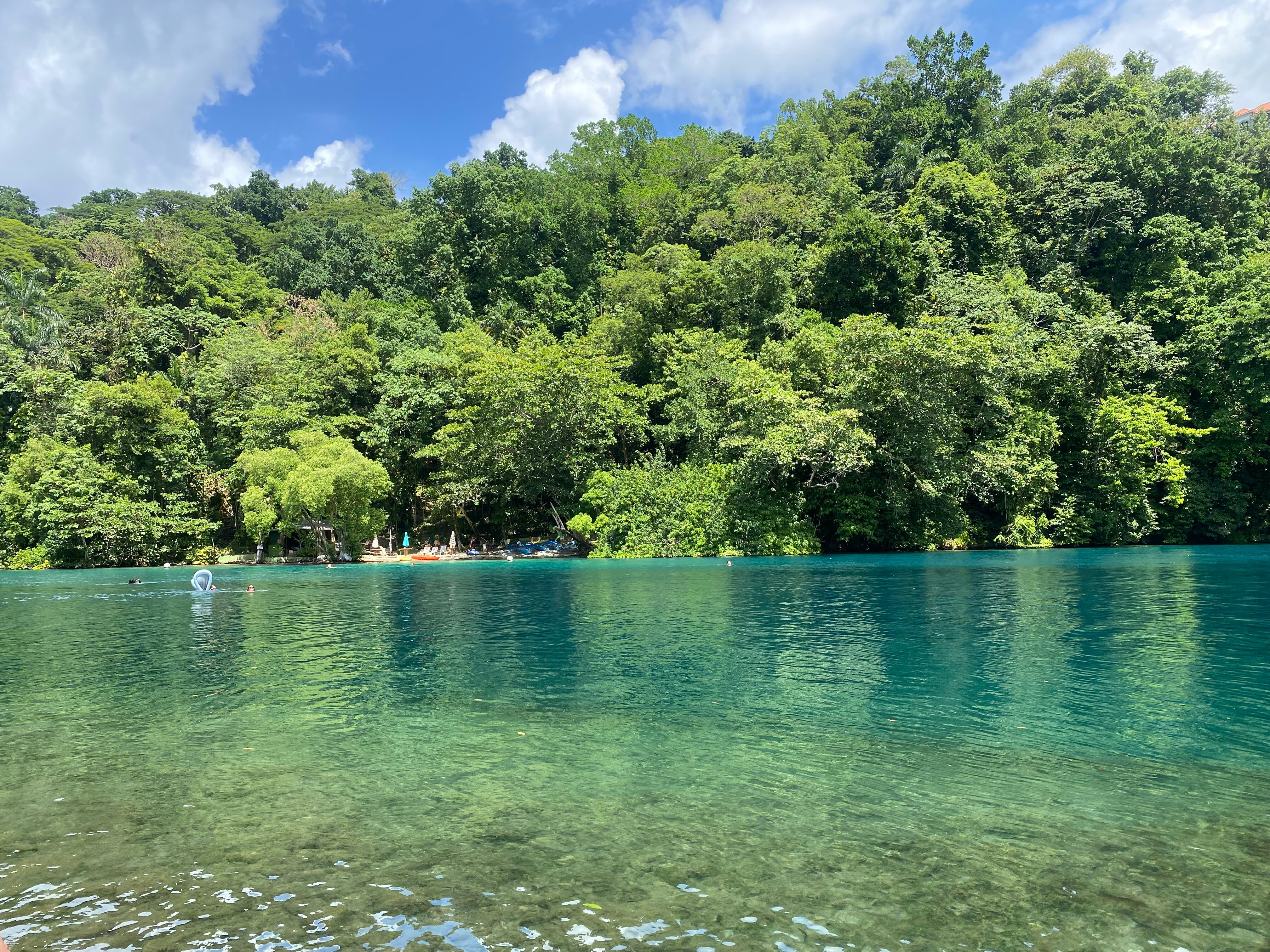热带潟湖度假村-官方