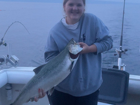 Storm Hawk Sport Fishing Charters-特拉弗斯城必去景点