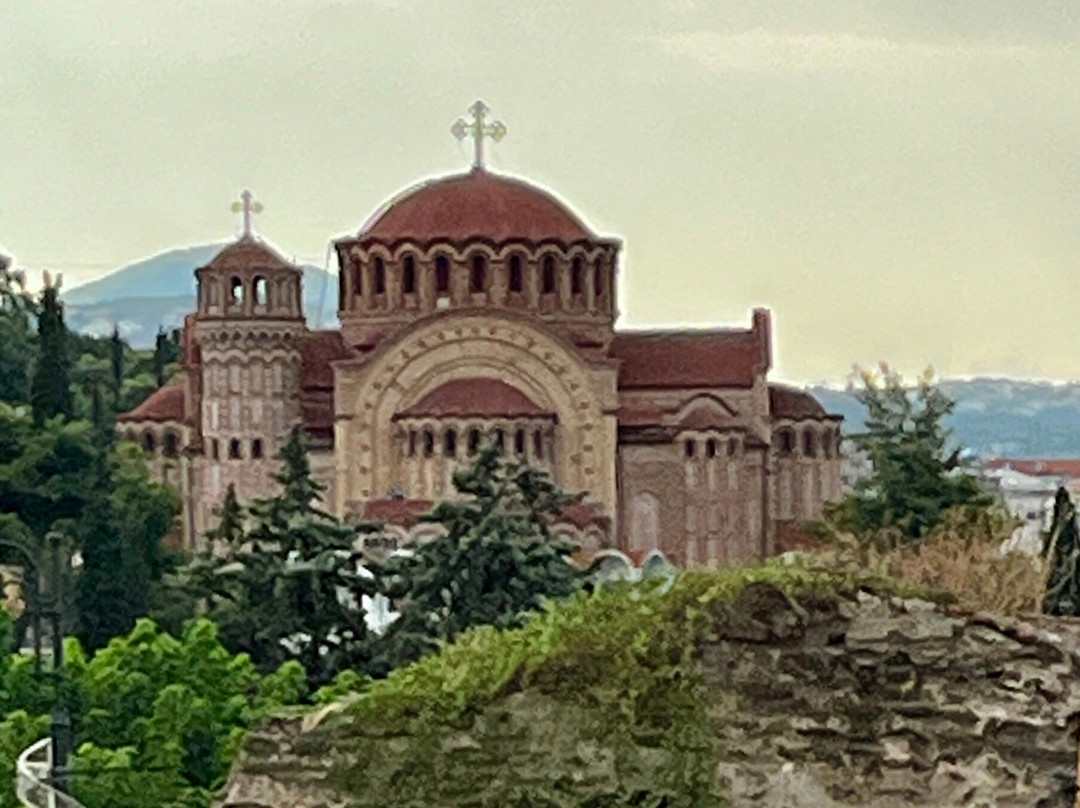 Volos Taxi Service-沃洛斯必去景点