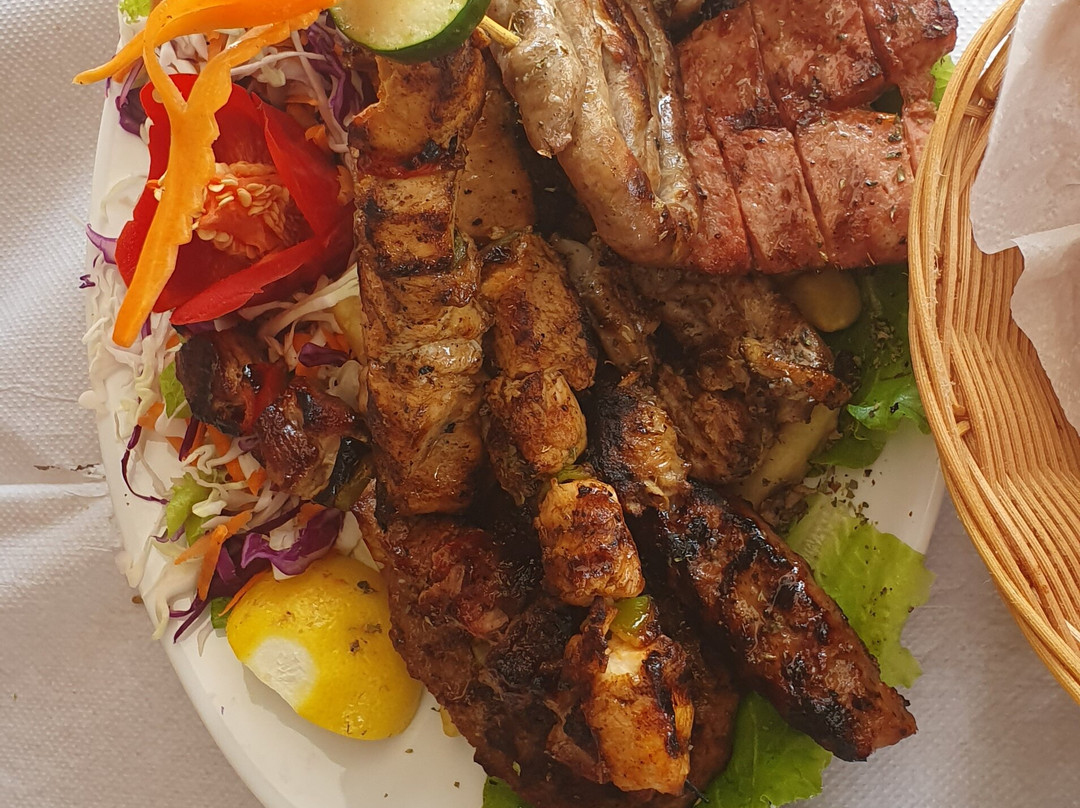 Rrapa's Grill Station