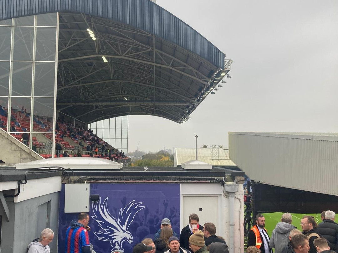 塞尔赫斯特公园球场-伦敦必去景点