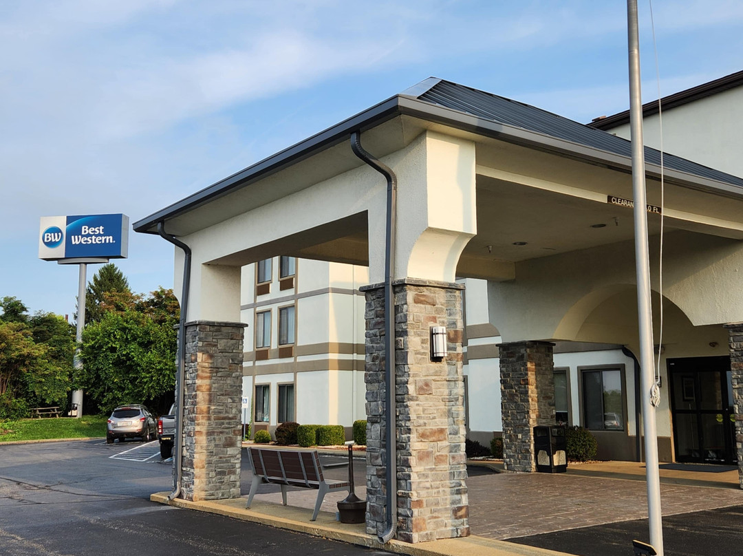Best Western St. Clairsville Inn & Suites主图
