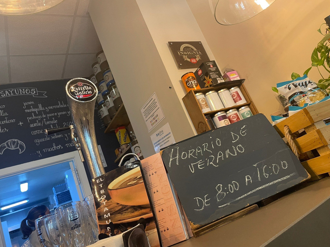 El Trotamundos Bar