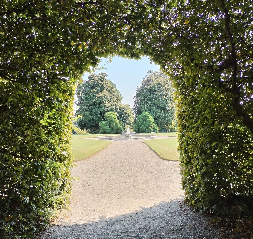 Villa e Collezione Panza-瓦雷泽必去景点