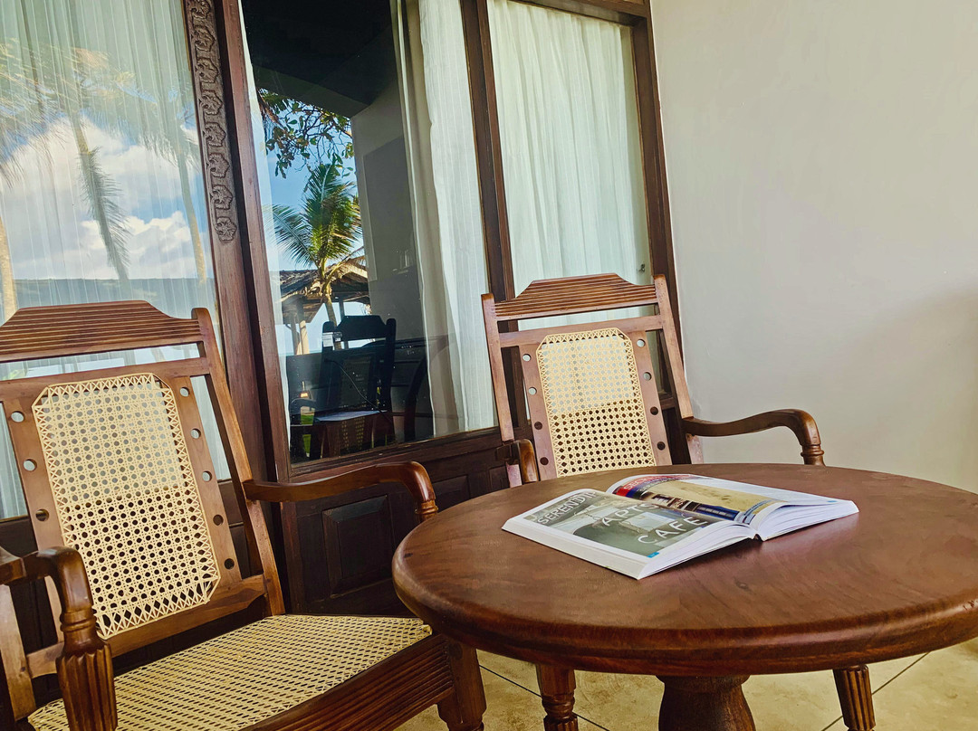 兰卡套房酒店主图