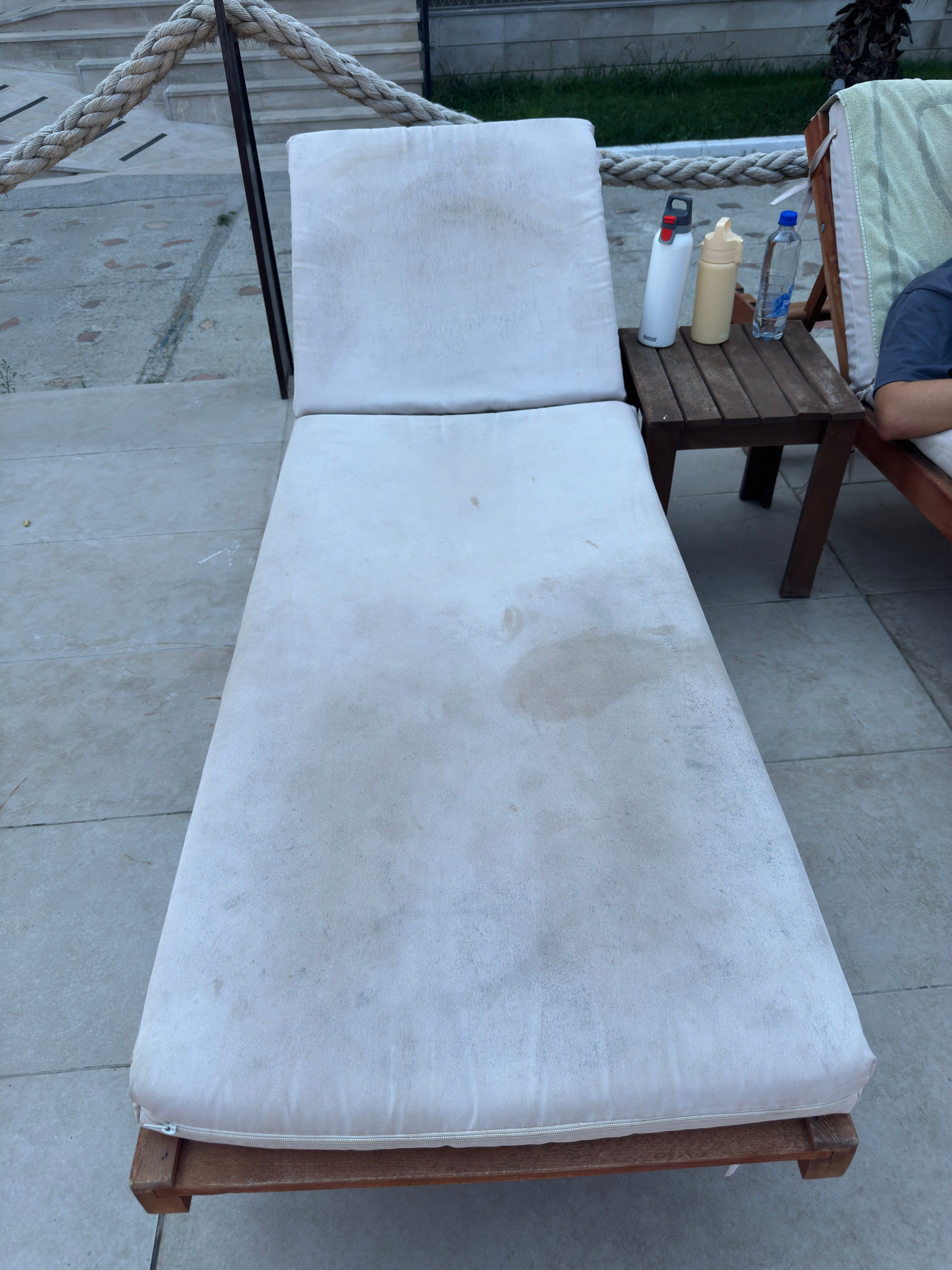 Sol Tropikal Durres-泳池