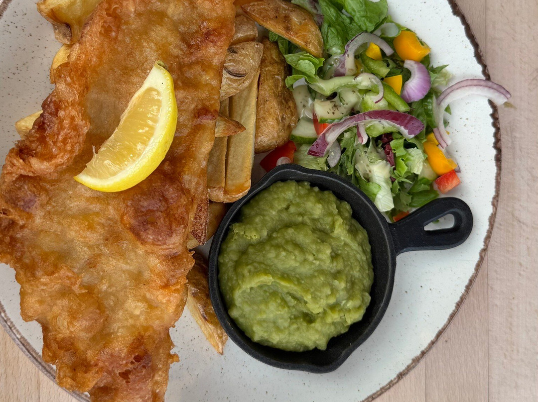 Salt Seaview Bar & Grill