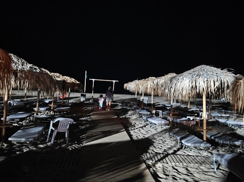 凡塔利斯宫酒店主图