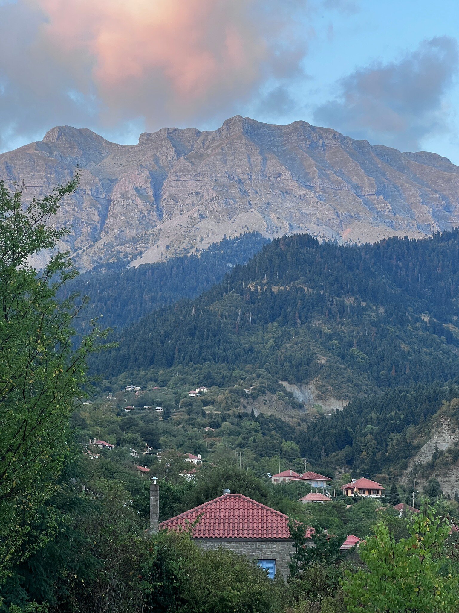 Guesthouse Kypseli-官方