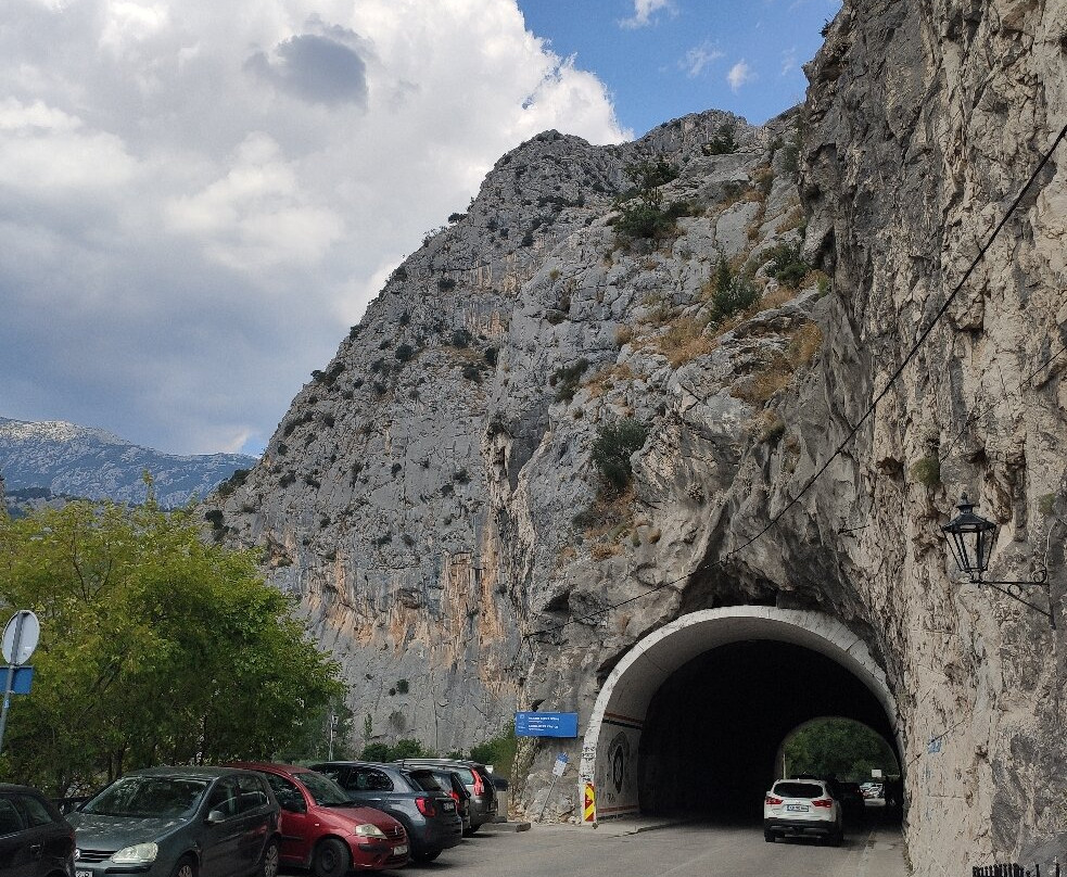 Cetina River-奥米斯必去景点