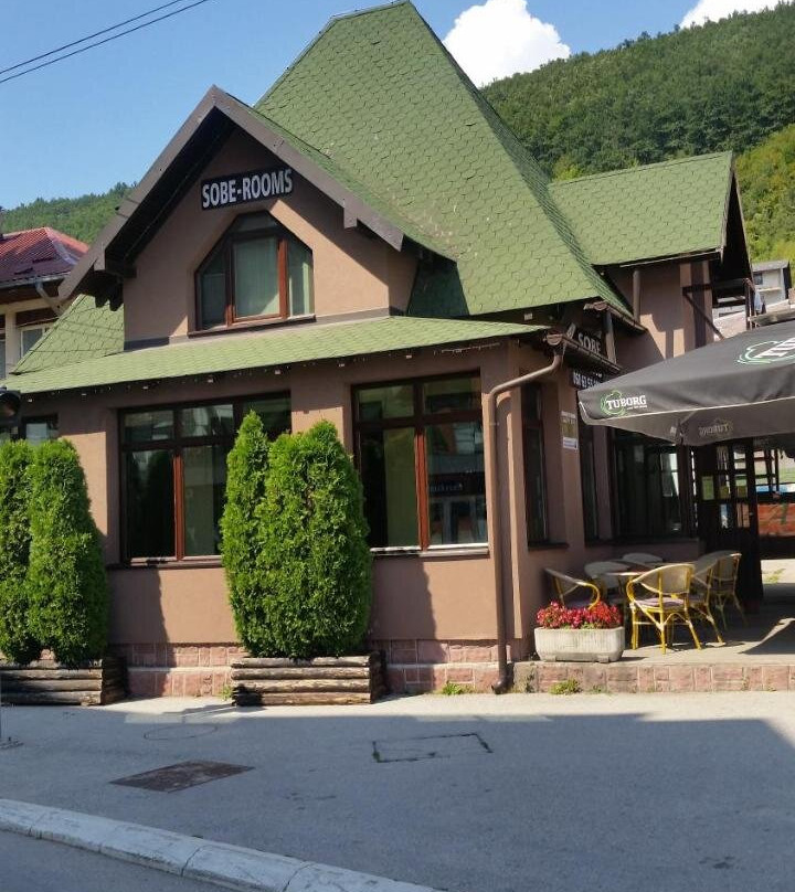 Nova Varos酒店住宿-Art