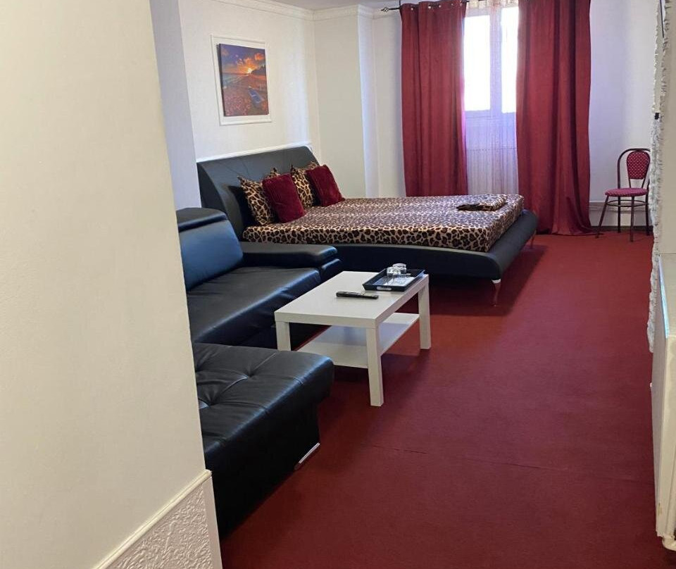Hotel Diro