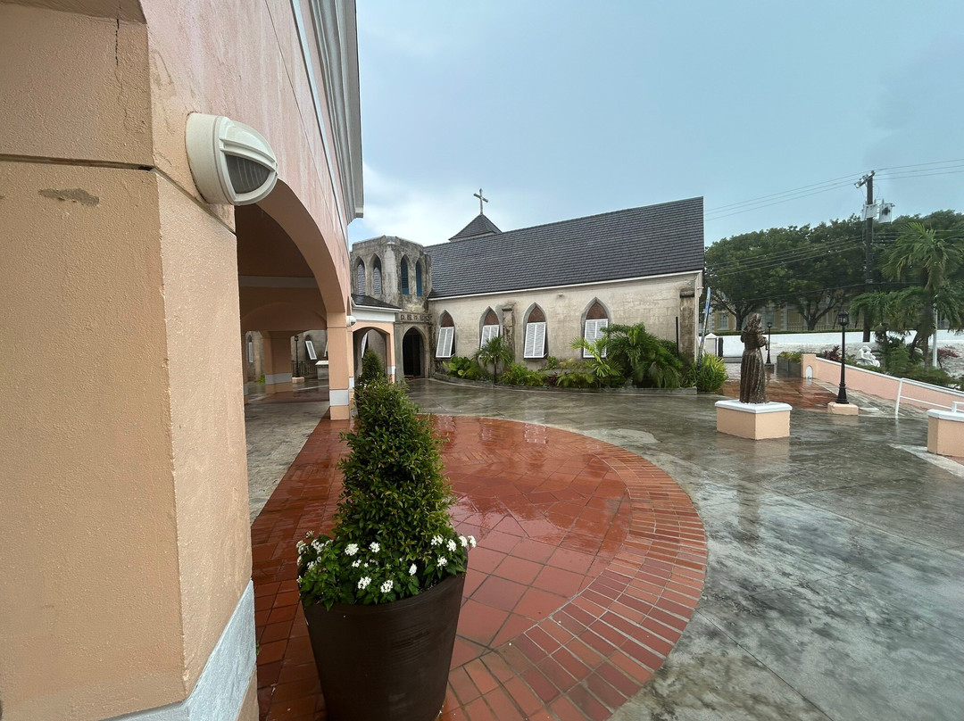 St. Francis Xavier Cathedral-拿骚必去景点