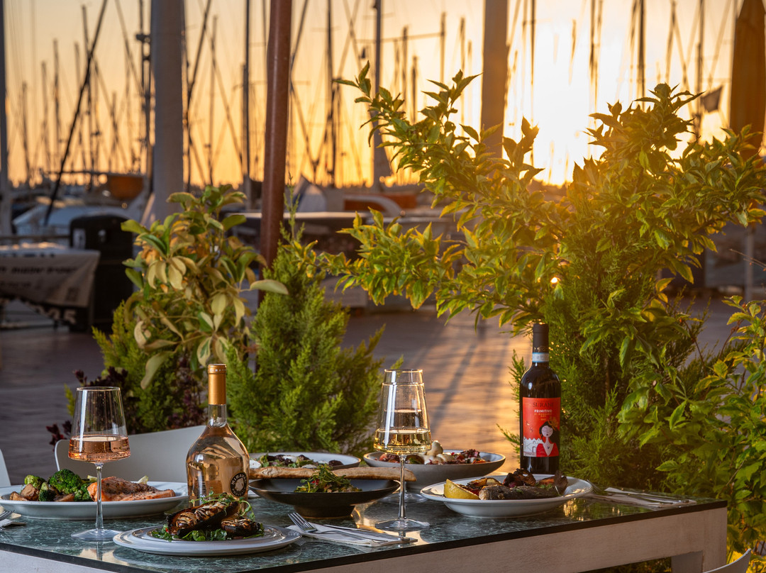 Casa Bella Italian Bar & Bistro