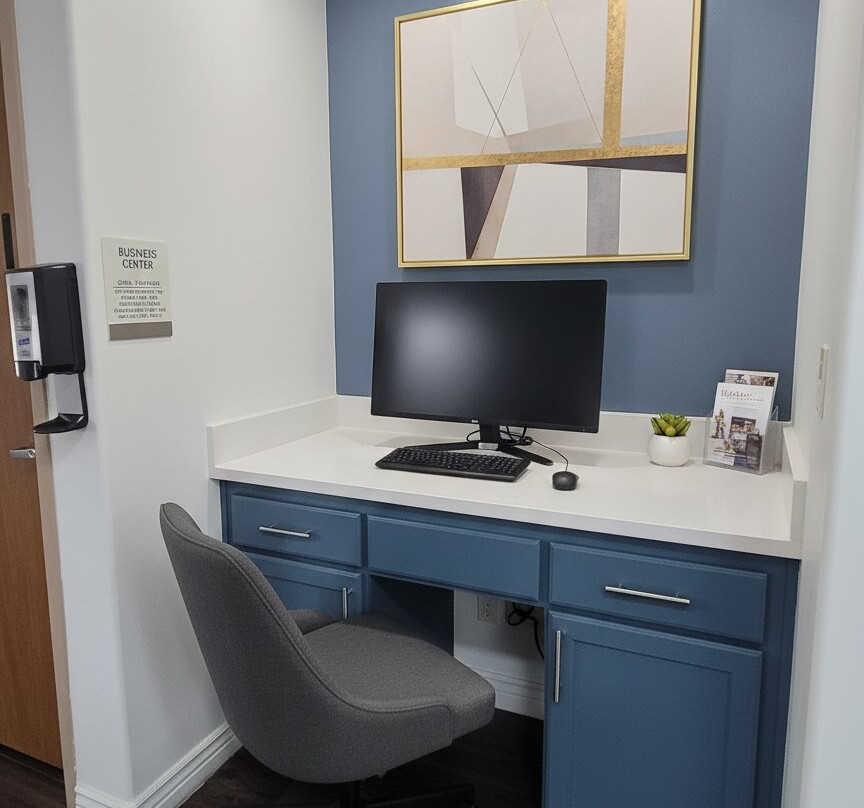 乐丽思套房酒店主图