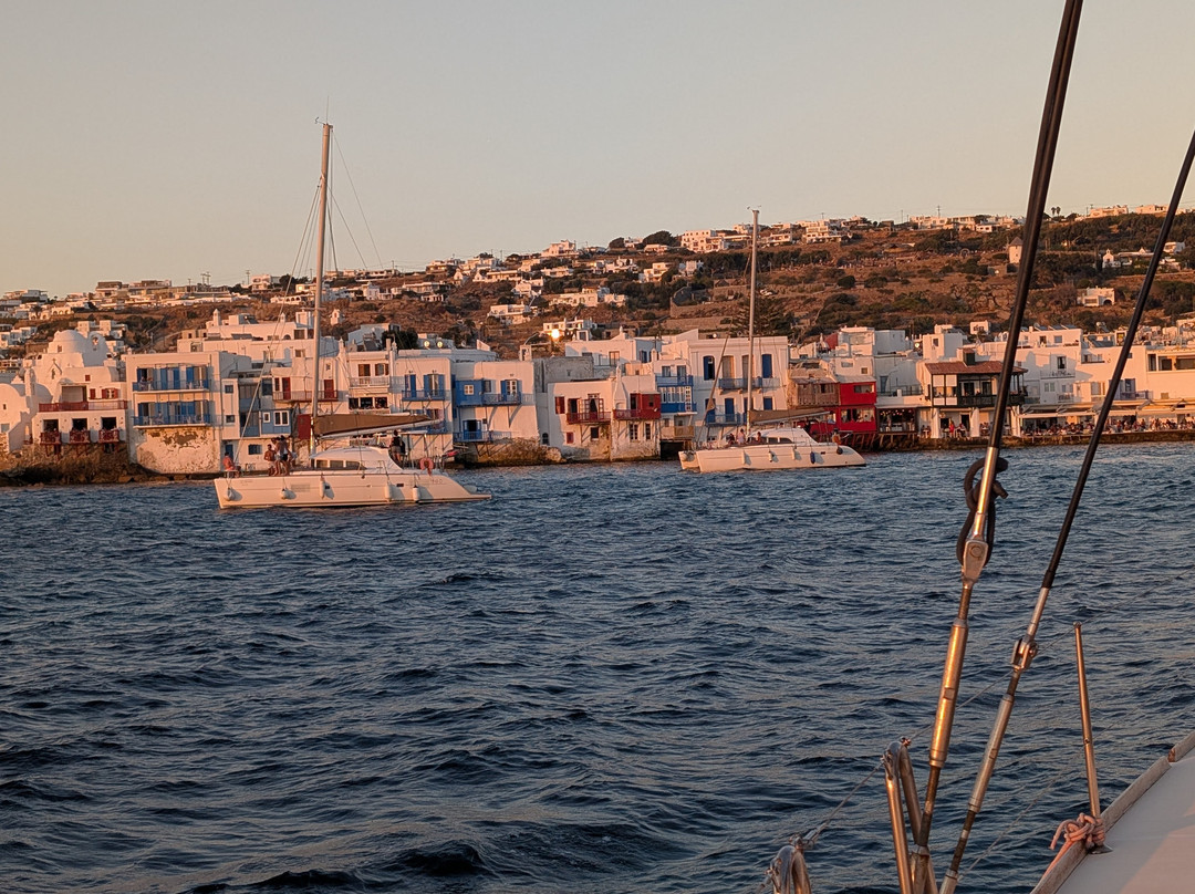 Catamaran Mykonos-米克诺斯镇必去景点