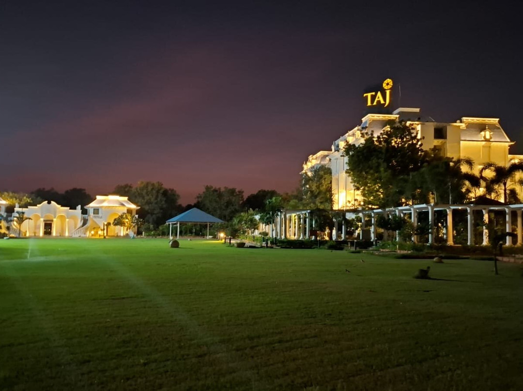 Taj Gandhinagar Resort & Spa主图