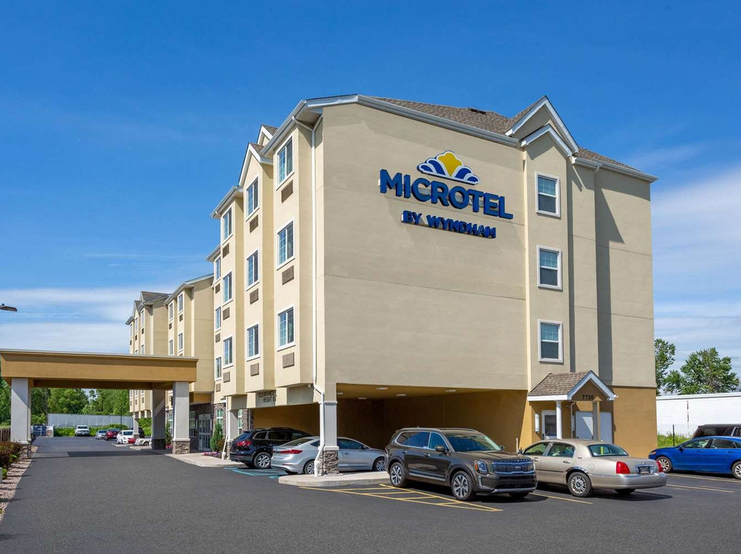 Microtel Inn & Suites by Wyndham Niagara Falls