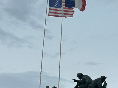 Overlord-Neptune Tours-巴约必去景点