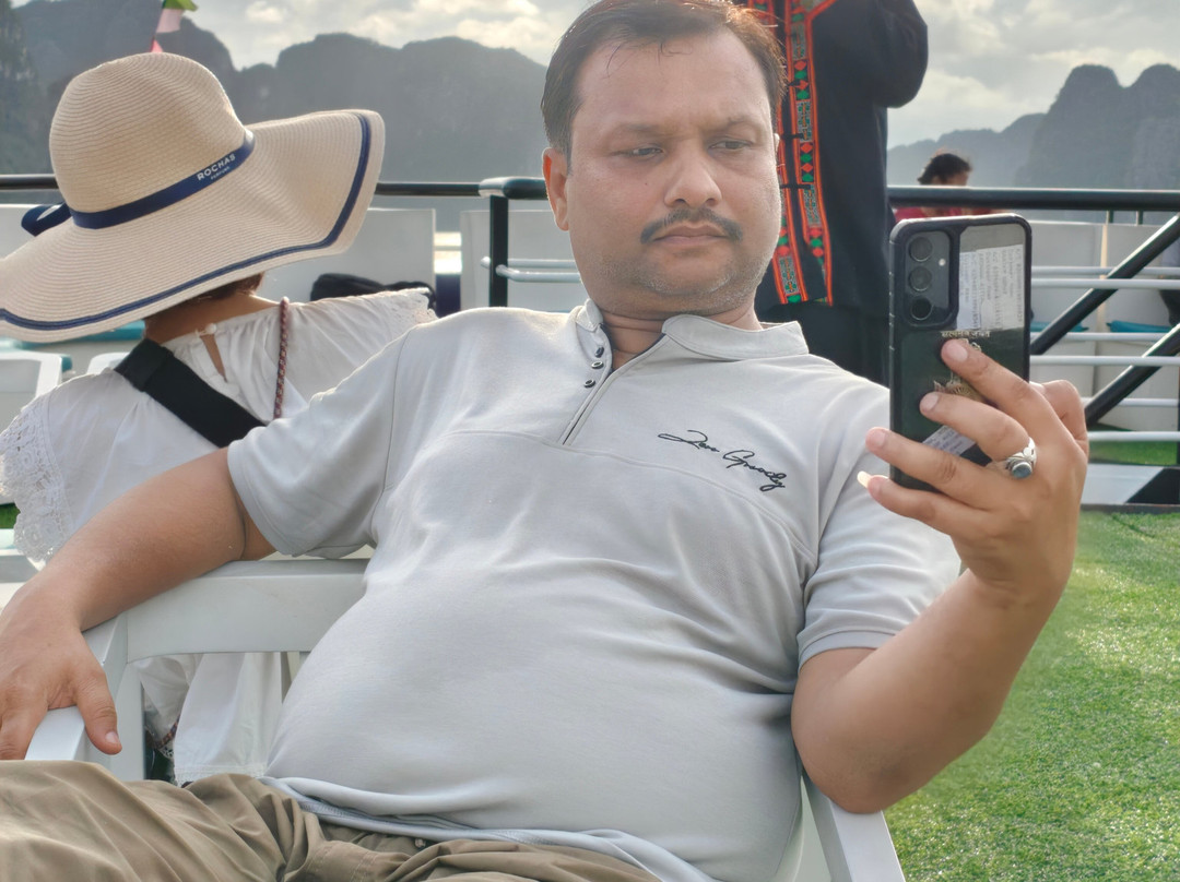 Alova Cruises-下龙湾必去景点