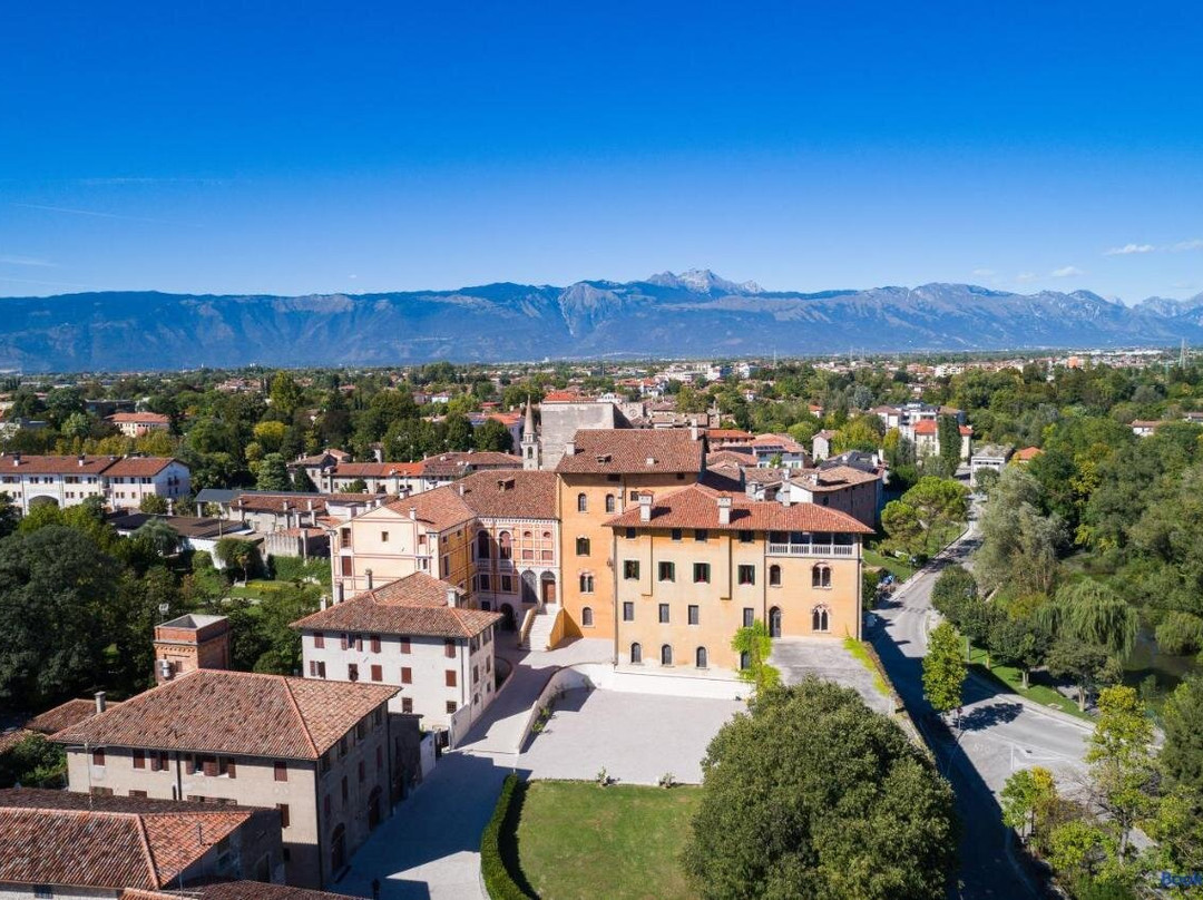 Castello Di Porcia - Residence Agrituristico