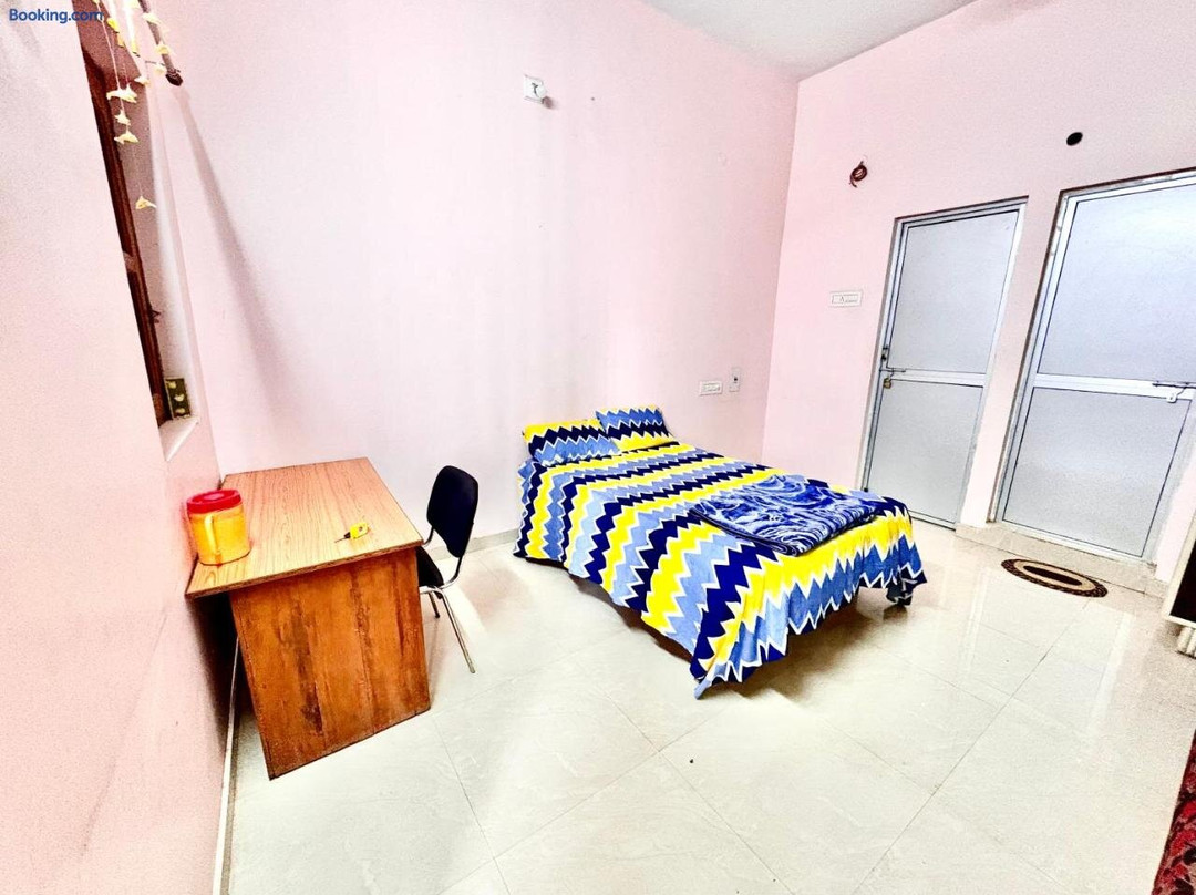 First Trend Hotel And Homestay