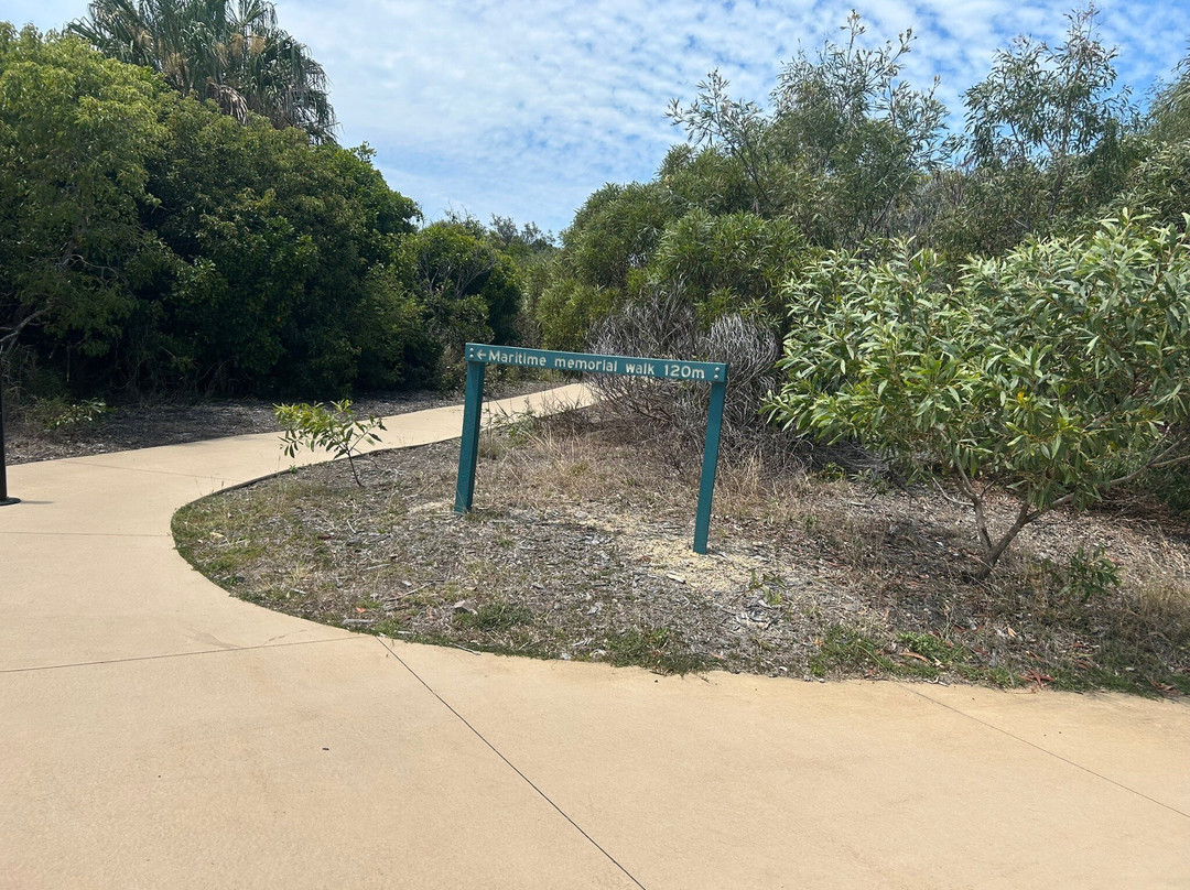 Maritime Memorial Walk-1770镇必去景点