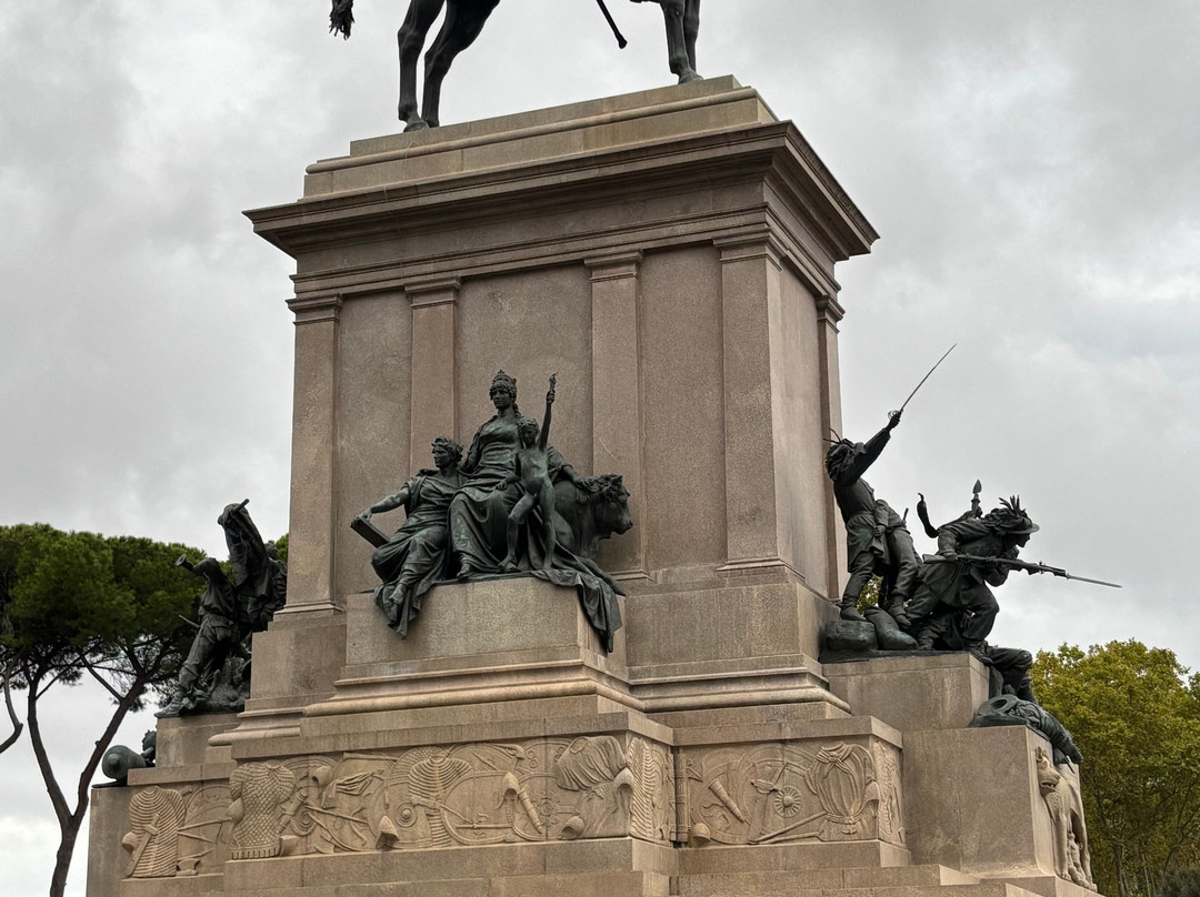 Andrea Amore - Chauffeur Services-奇维塔韦基亚必去景点