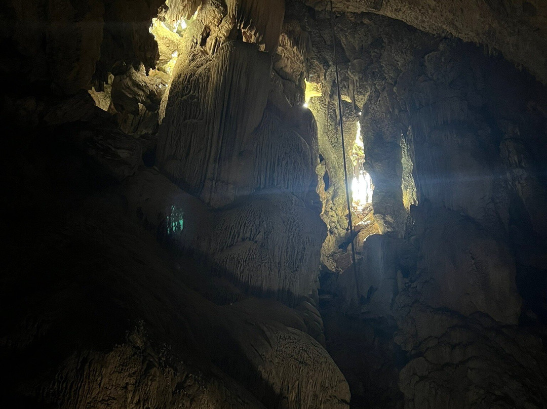 Caverne Patate-罗德里格斯岛必去景点