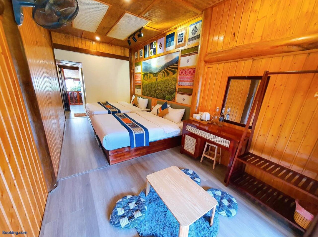 Dong Van Cliffside House
