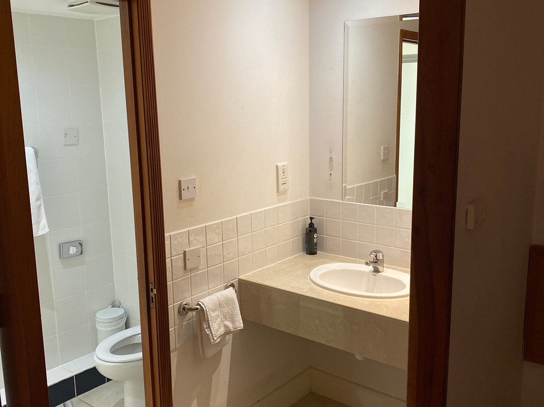 Ramada by Wyndham Cambridge主图