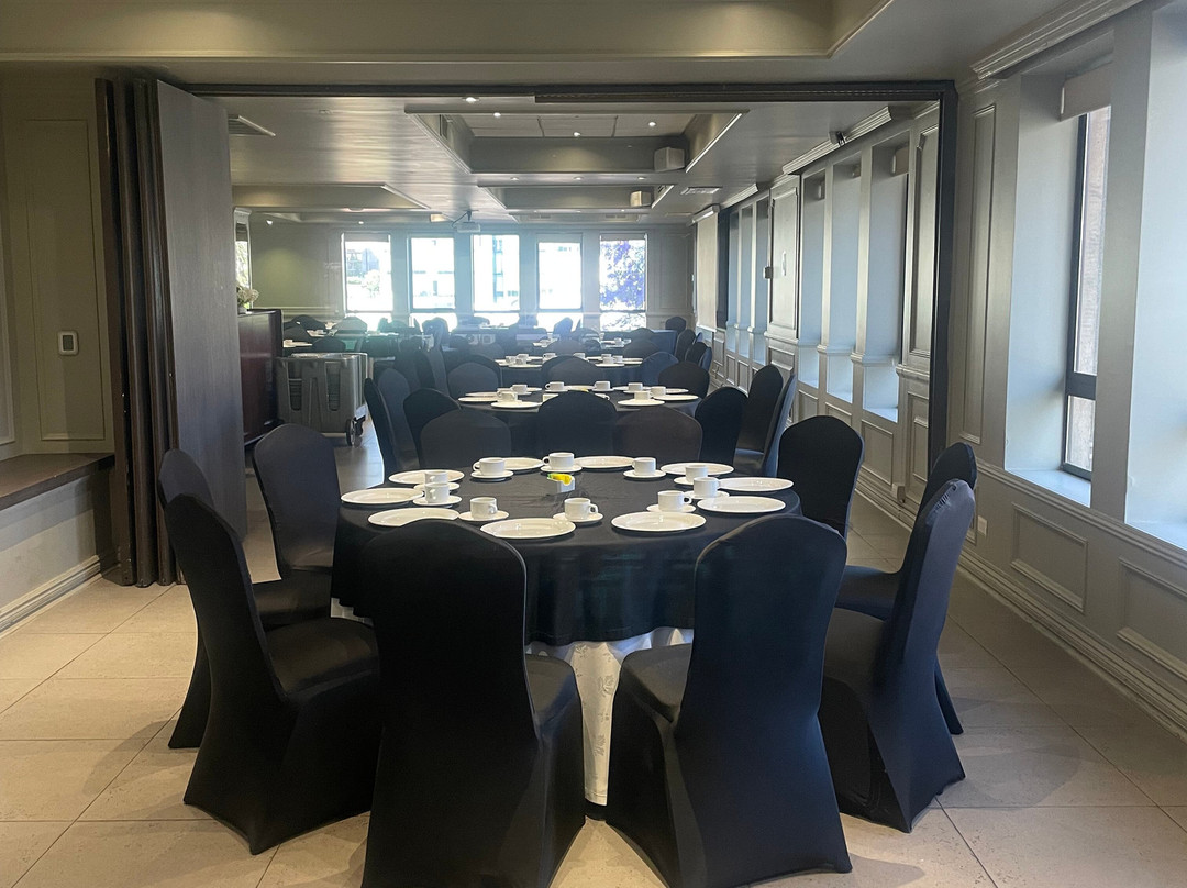 Regal Pacific Hotel主图