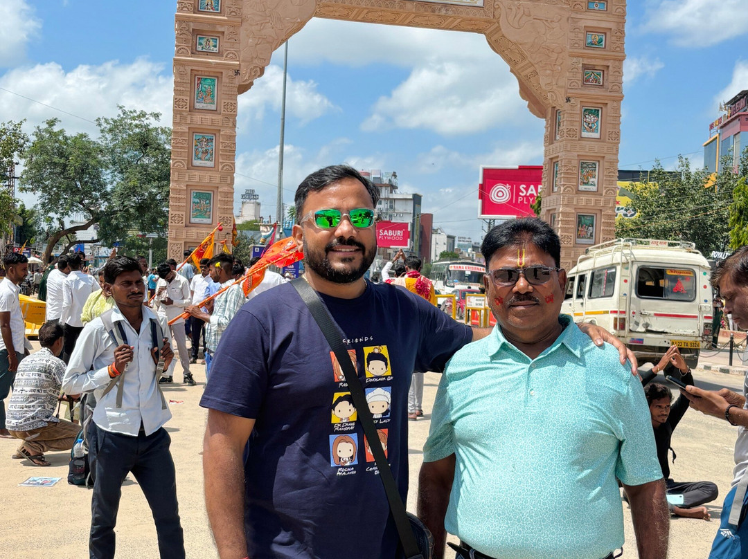 Main Gate Circle Khatushyamji-Sikar必去景点