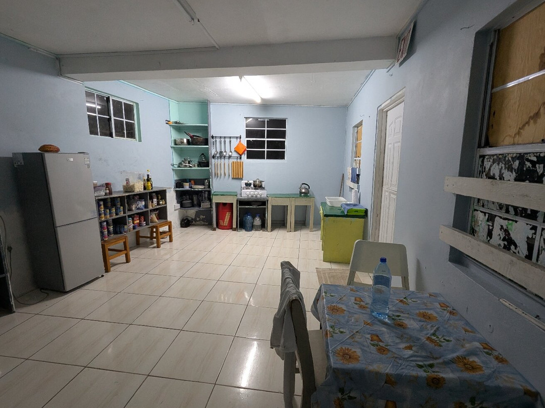 Hostel 473