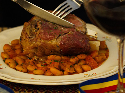 NOA Romanian Tapas & Wine