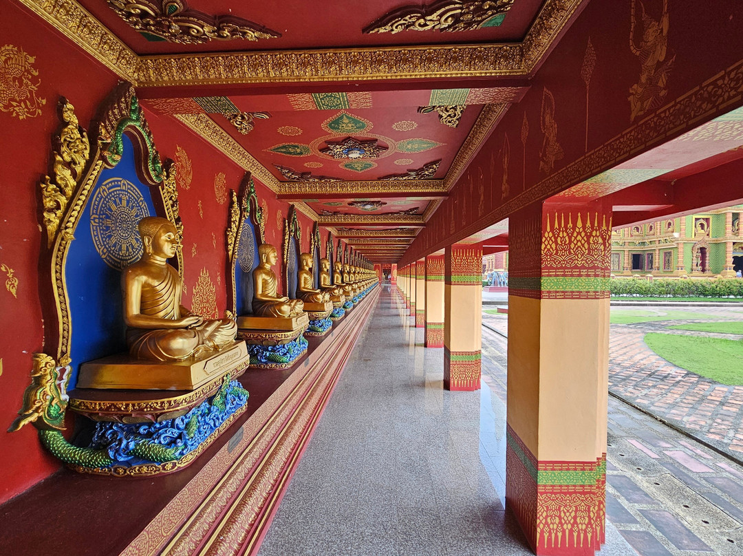 Wat Maha That Wachiramongkol-奥律必去景点