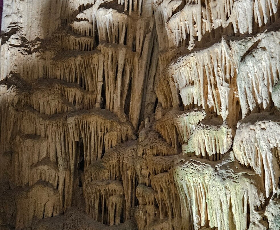 Grutas de Garcia-Garcia必去景点