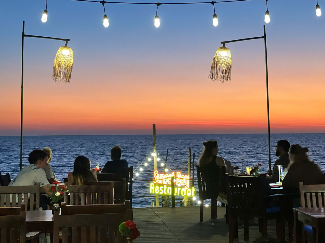 Sunset bay restaurant phu quoc主图