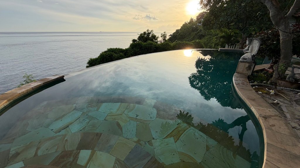 蓝月亮别墅-官方