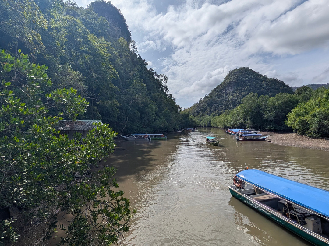 Blu Odyssey-布莱尔港必去景点