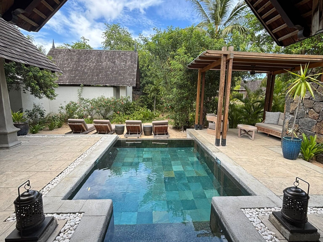 玛拉迪瓦度假村主图