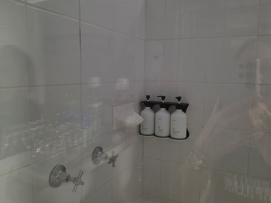 Edgecliff Lodge Motel主图