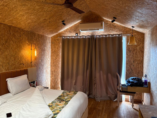 Citrus Prime Hill Queen Resort