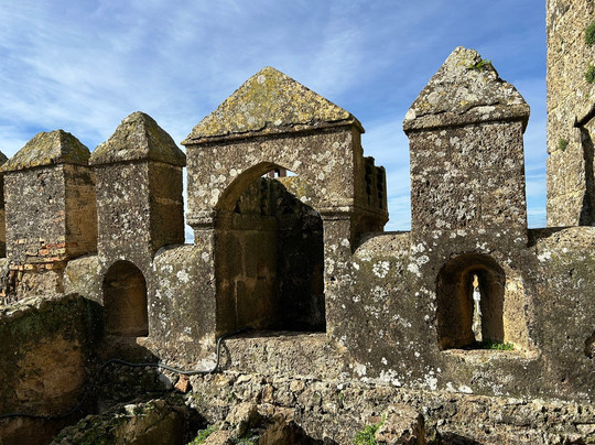 Oficina de Turismo-卡莫纳必去景点