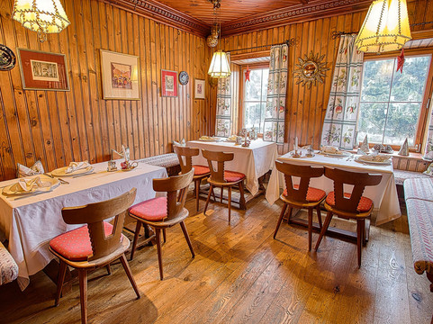 Batzenhausl Hotel主图