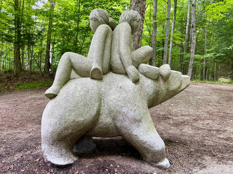Haliburton Sculpture Forest-Haliburton必去景点