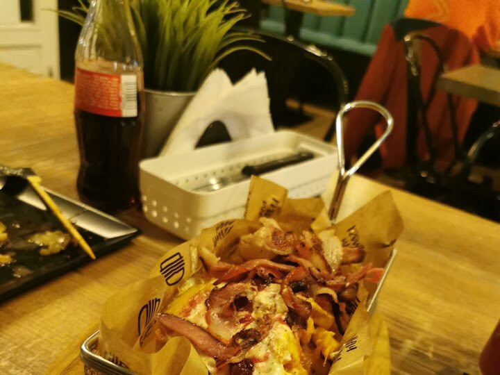 Krowa Mac Burgers主图