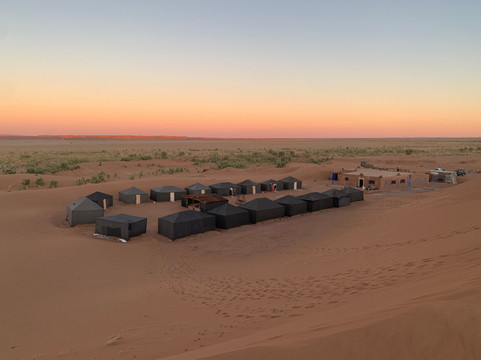 Loud Sahara Day Tours-扎古拉必去景点