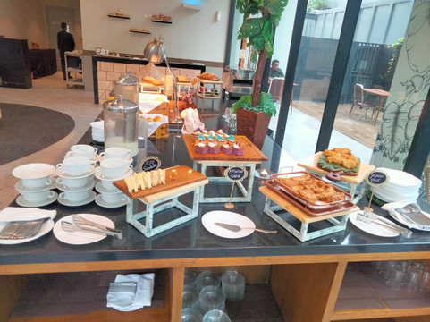 艾耀拉里普斯卡昂酒店主图